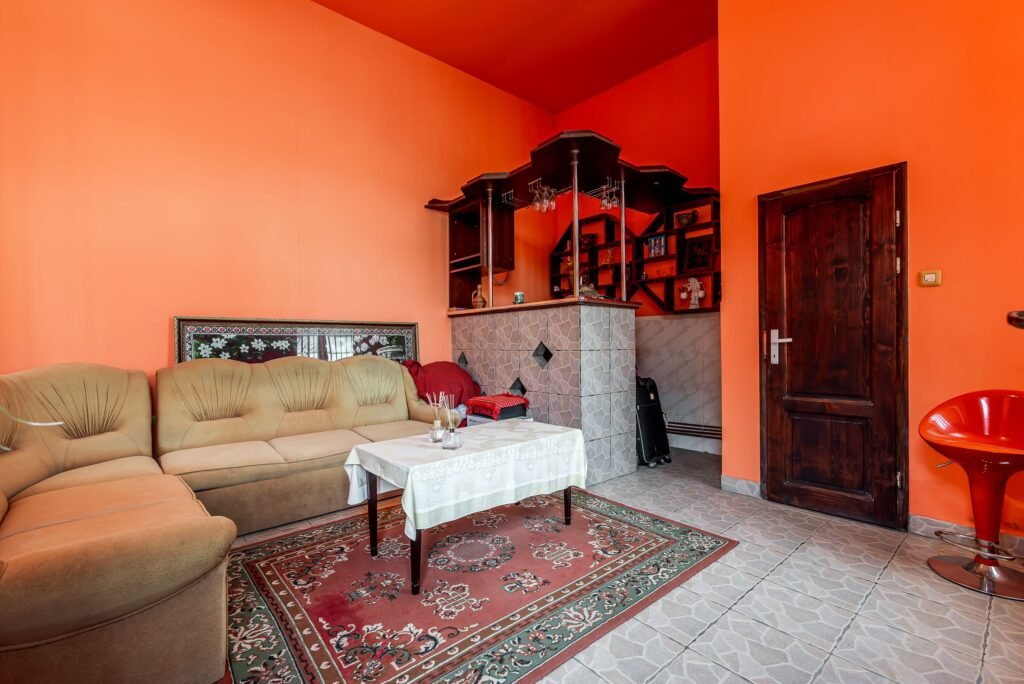 Apartament cu 3 Camere la Casă pe Strada I.L. Caragiale, Arad De vânzare Apartament cu 3 Camere la Casă pe Strada I.L. Caragiale, Arad în zona Central 3 camere 1 dormitor Arad 1