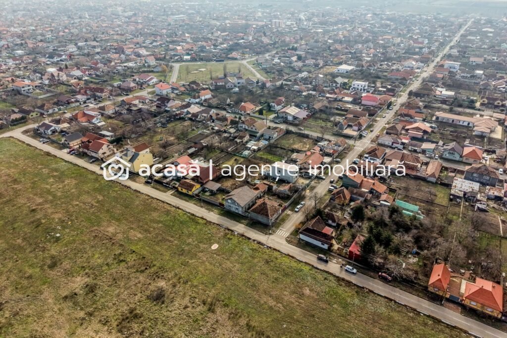 De vânzare Casă de renovat cu 773 mp teren la preț de apartament în zona Bujac 3 camere 2 dormitoare Arad 1