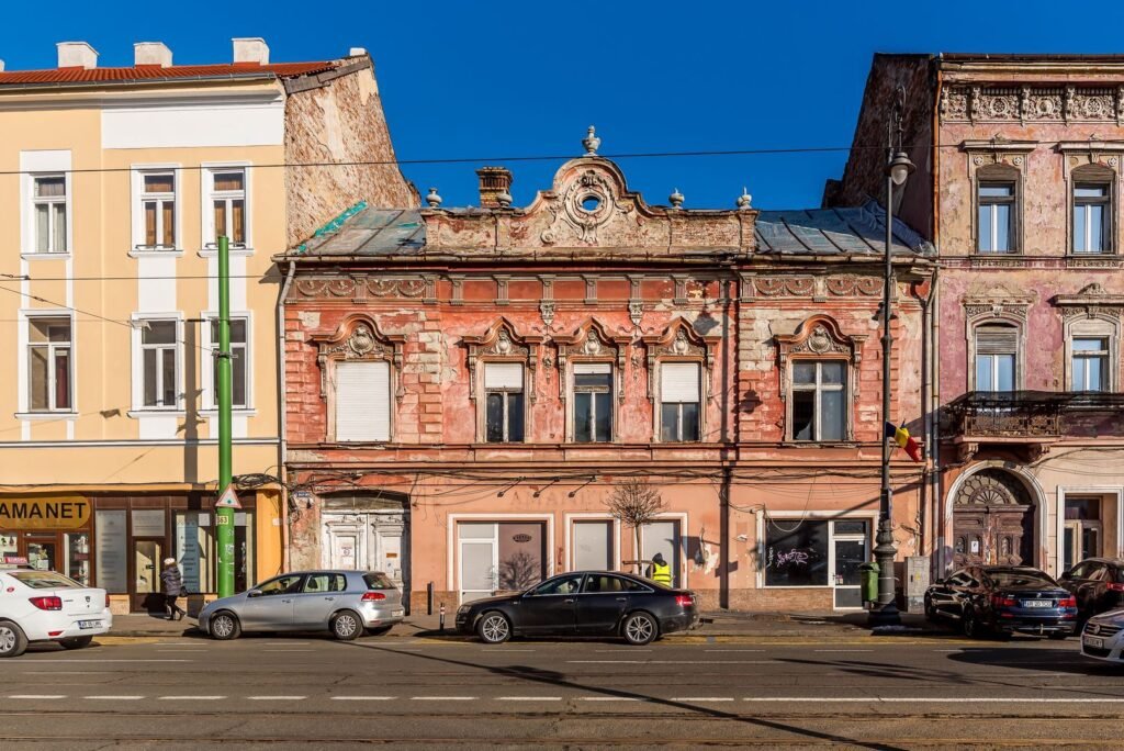 Clădire ultracentrală Arad | lângă Teatru | NU este Monument! De vânzare Clădire ultracentrală Arad | lângă Teatru | NU este Monument! în zona Ultracentral Arad 1