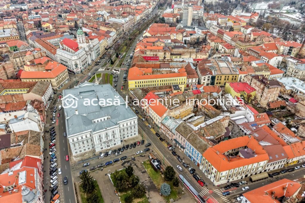 De vânzare Clădire ultracentrală Arad | lângă Teatru | NU este Monument! în zona Ultracentral Arad 1