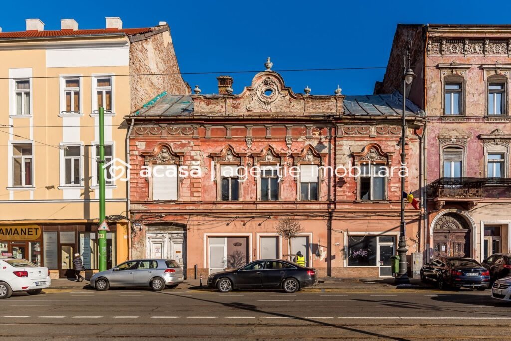 De vânzare Clădire ultracentrală Arad | lângă Teatru | NU este Monument! în zona Ultracentral Arad 1
