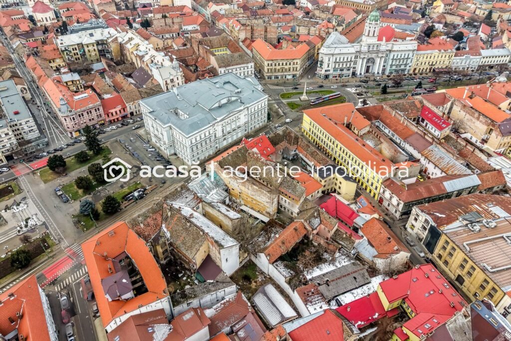 De vânzare Clădire ultracentrală Arad | lângă Teatru | NU este Monument! în zona Ultracentral Arad 1