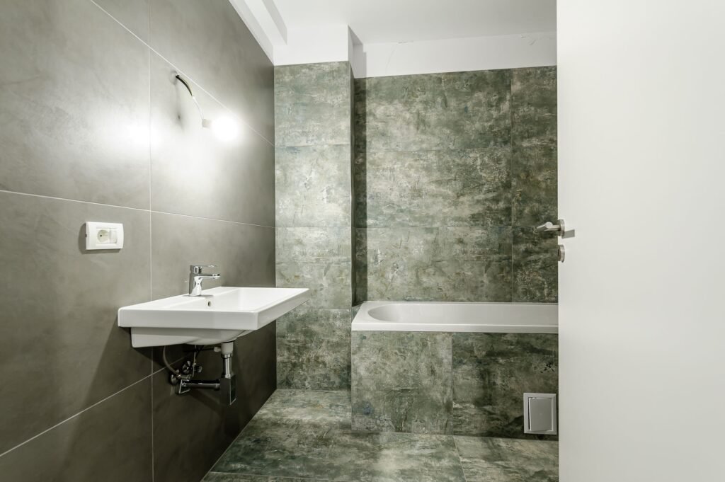 XCity Towers: 3 camere modern, etaj 2, living generos De vânzare XCity Towers: 3 camere modern, etaj 2, living generos în zona Aradului 3 camere 2 dormitoare Arad 1