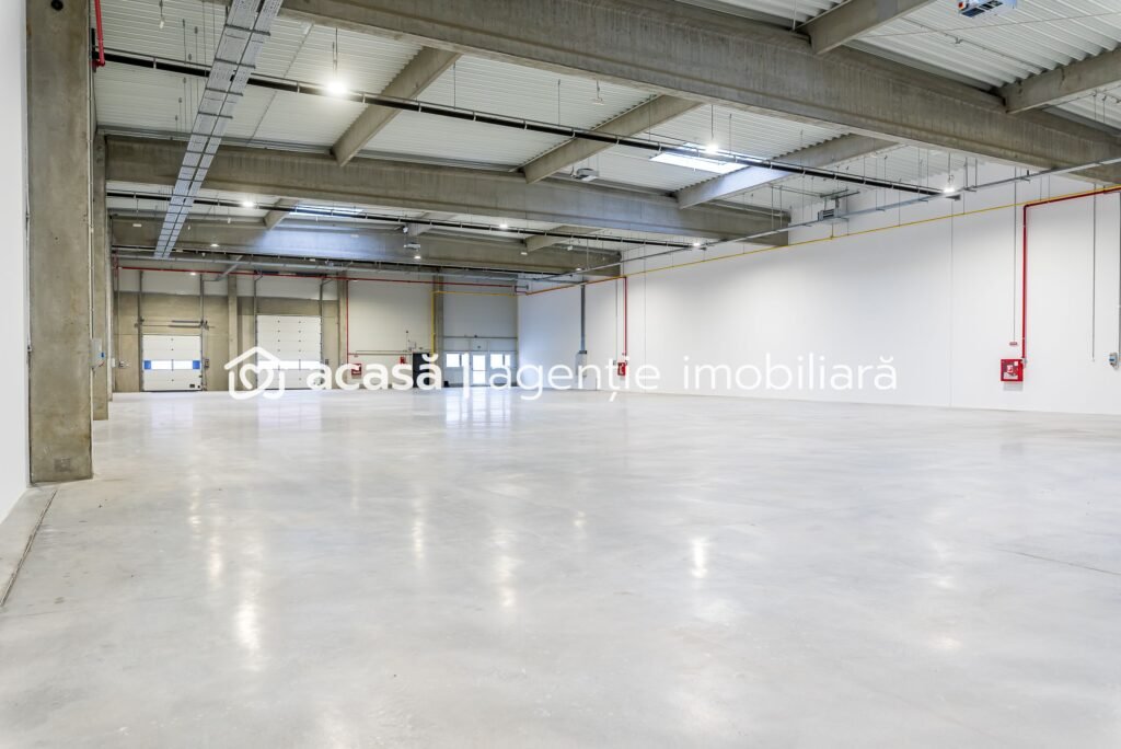 De închiriat 4646 mp - Hala industriala de inchiriat in Parc Industrial Arad în zona Nord 12 camere Arad 1