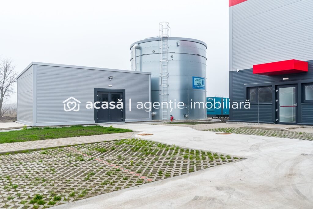 De închiriat 4646 mp - Hala industriala de inchiriat in Parc Industrial Arad în zona Nord 12 camere Arad 1