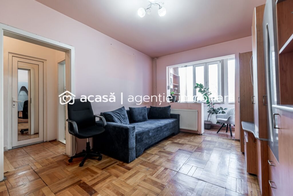 De vânzare Apartament 2 camere,  Etaj 1 - Zona Aurel Vlaicu în zona Aurel Vlaicu 2 camere 1 dormitor Arad 1