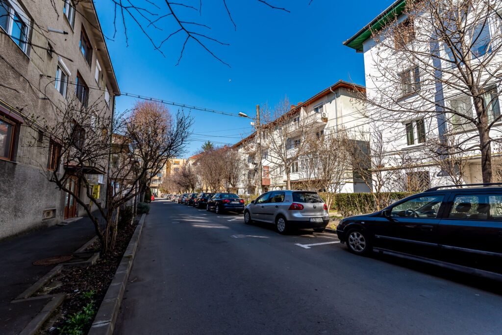 Apartament 2 camere decomandat, Podgoria – COMISION 0 De vânzare Apartament 2 camere decomandat, Podgoria - COMISION 0 în zona Podgoria 2 camere 1 dormitor Arad 1