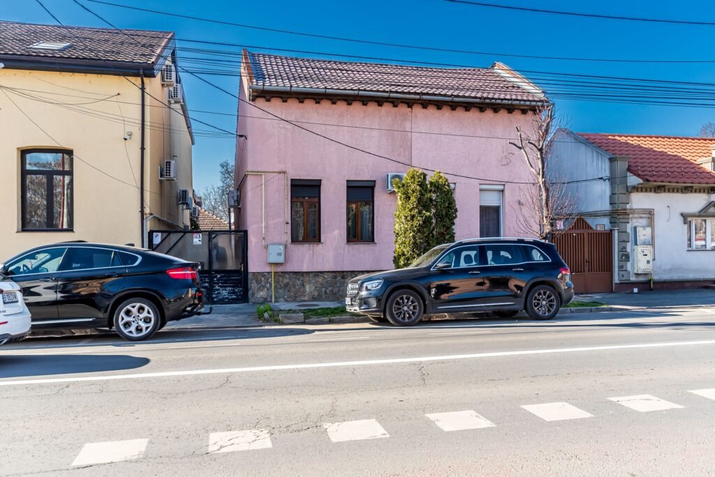 De vânzare Apartament 2 camere in Parneava în zona Parneava 2 camere 2 dormitoare Arad 1