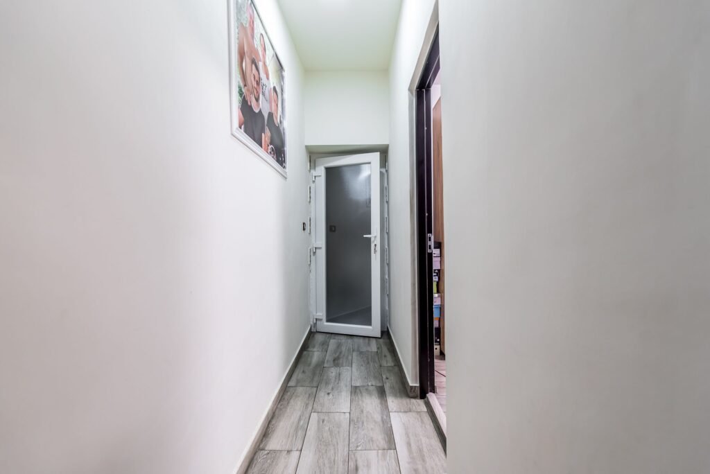 De vânzare Apartament 2 camere in Parneava în zona Parneava 2 camere 2 dormitoare Arad 1