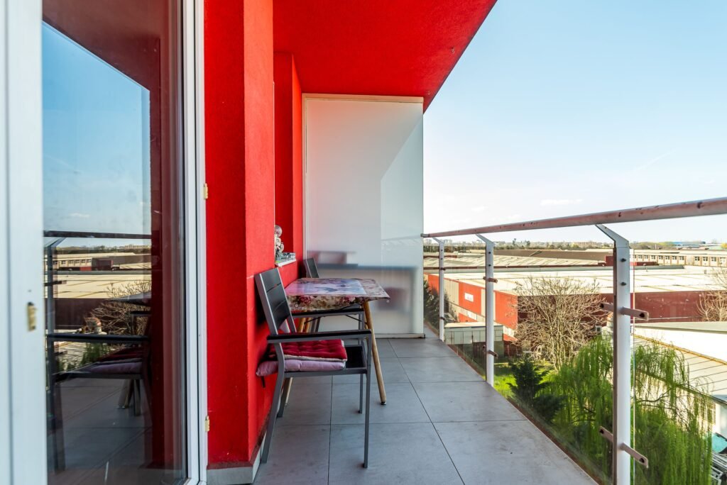 Apartament cu balcon la ARED UTA ideal ca investitie Comision 0 De vânzare Apartament cu balcon la ARED UTA ideal ca investitie Comision 0 în zona UTA 2 camere 1 dormitor Arad 1