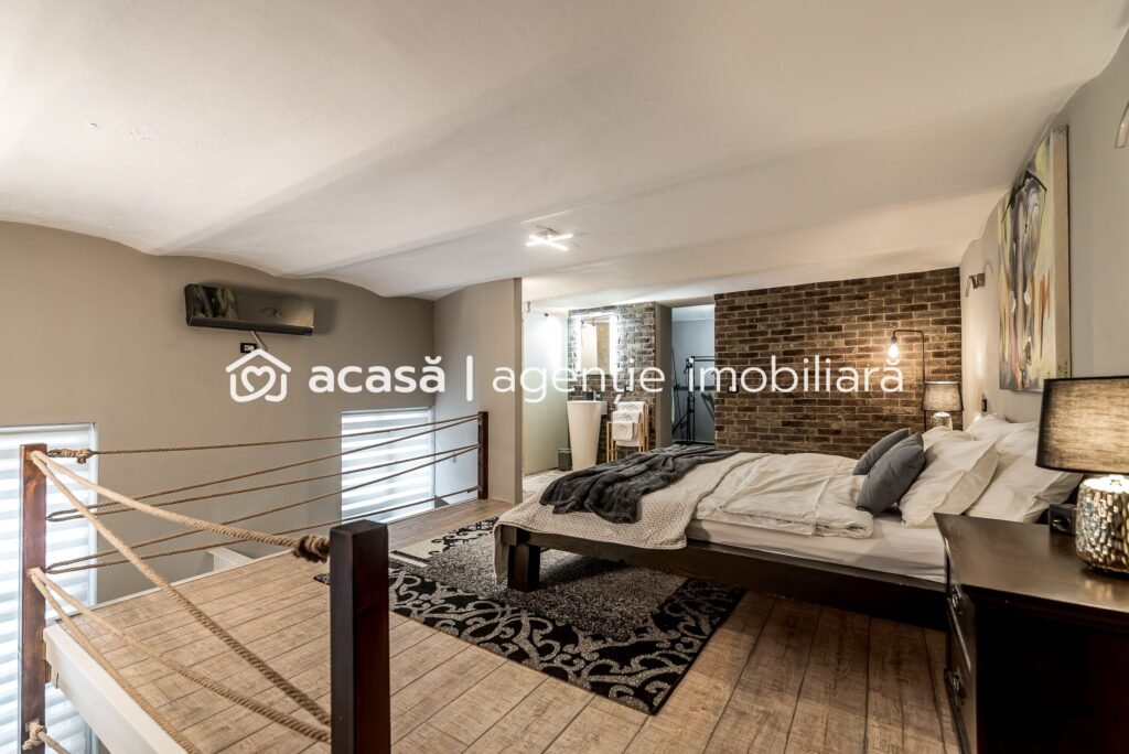 Apartament tip Loft ultracentral | parter | 90 mp | pe 2 niveluri De vânzare Apartament tip Loft ultracentral | parter | 90 mp | pe 2 niveluri în zona Central 1 camera 1 dormitor Arad 1