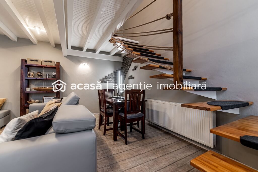 Apartament tip Loft ultracentral | parter | 90 mp | pe 2 niveluri De vânzare Apartament tip Loft ultracentral | parter | 90 mp | pe 2 niveluri în zona Central 1 camera 1 dormitor Arad 1