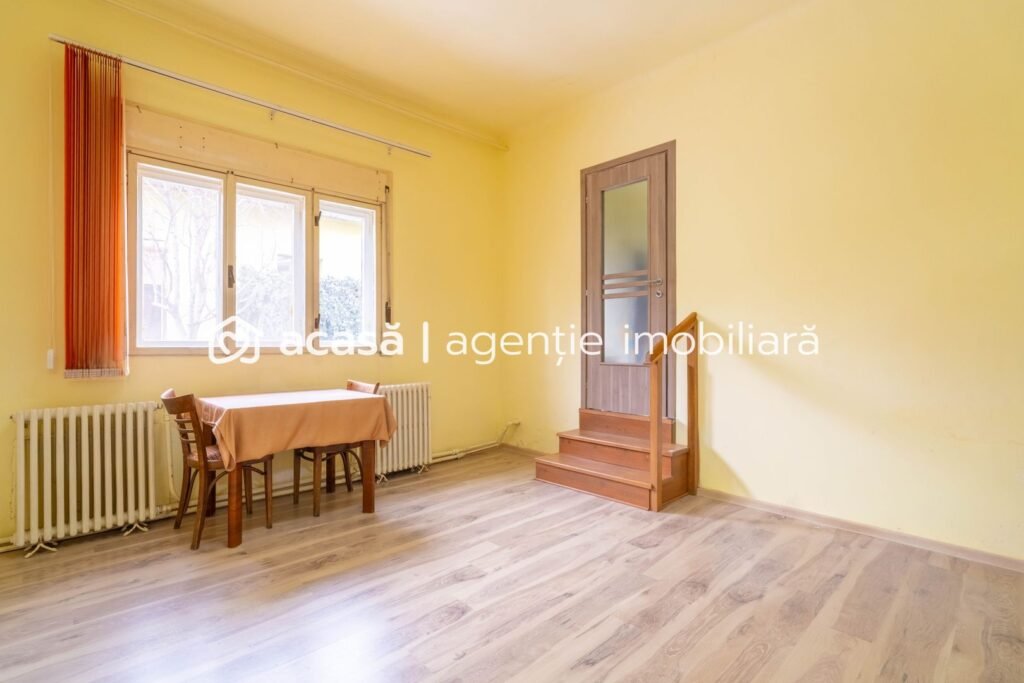 De vânzare Apartament ultracentral Arad – 468 mp teren propriu, garaj, acces auto în zona Ultracentral 4 camere 3 dormitoare Arad 1