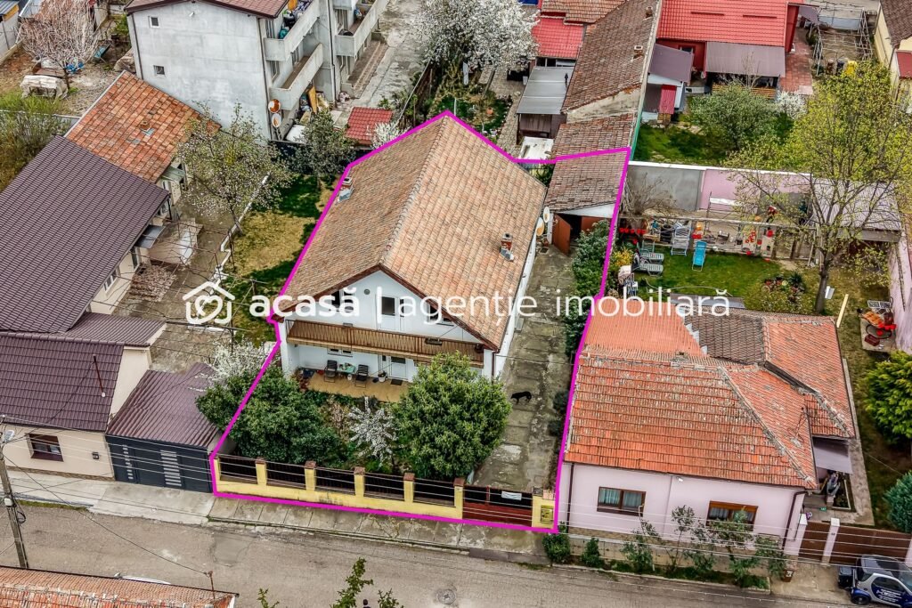 Casă 5 camere Aradul Nou Zona Tabacovici. Teren 360 mp și garaj De vânzare Casă 5 camere Aradul Nou Zona Tabacovici. Teren 360 mp și garaj în zona Aradul Nou 5 camere 4 dormitoare Arad 1