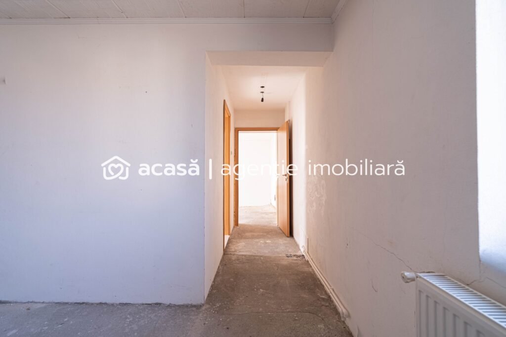 De vânzare Casă de vânzare – zonă Poltura în zona Poltur 4 camere 3 dormitoare Arad 1