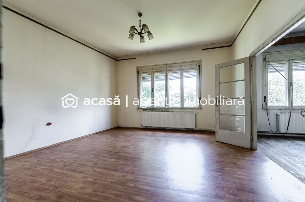 Casă pe Dorobanților | 716 mp teren | centrală gaz | Pârneava De vânzare Casă pe Dorobanților | 716 mp teren | centrală gaz | Pârneava în zona Parneava 5 camere 3 dormitoare Arad 1