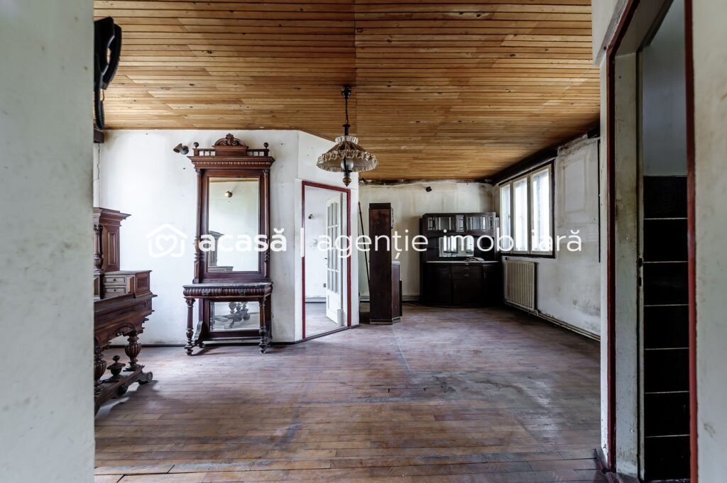 Casă pe Dorobanților | 716 mp teren | centrală gaz | Pârneava De vânzare Casă pe Dorobanților | 716 mp teren | centrală gaz | Pârneava în zona Parneava 5 camere 3 dormitoare Arad 1
