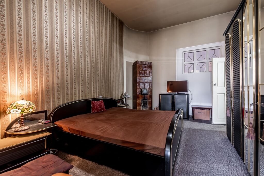 Locuință și Business pe Str. N. Blaga, Arad, Spațiu + Apartament De vânzare Locuință și Business pe Str. N. Blaga, Arad, Spațiu + Apartament în zona Central 5 camere 3 dormitoare Arad 1