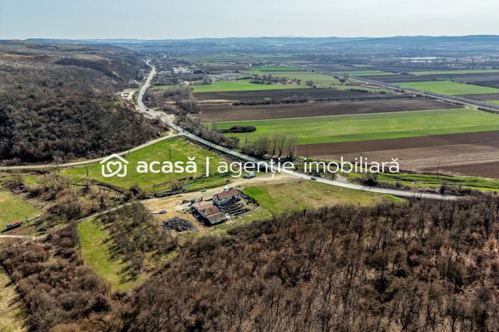 De vânzare Oportunitate Investitie! Proprietate comerciala/industriala în Paulis în zona Arad 6 camere Arad 1