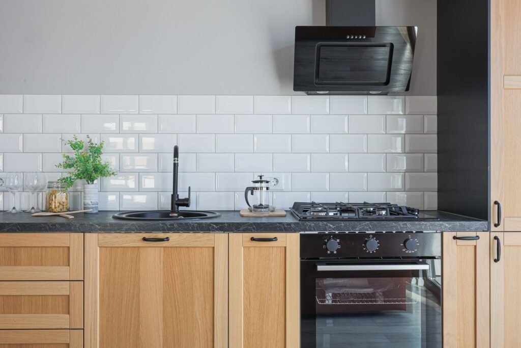 Unic pe piata Apartament ARED cu 3 camere si 2 bai la cheie Comision 0 De vânzare Unic pe piata Apartament ARED cu 3 camere si 2 bai la cheie Comision 0 în zona UTA 3 camere 2 dormitoare Arad 1