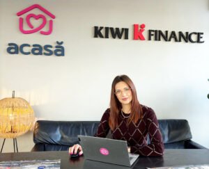 Parteneriat Agenția imobiliară ACASĂ din Arad și Kiwi Finance