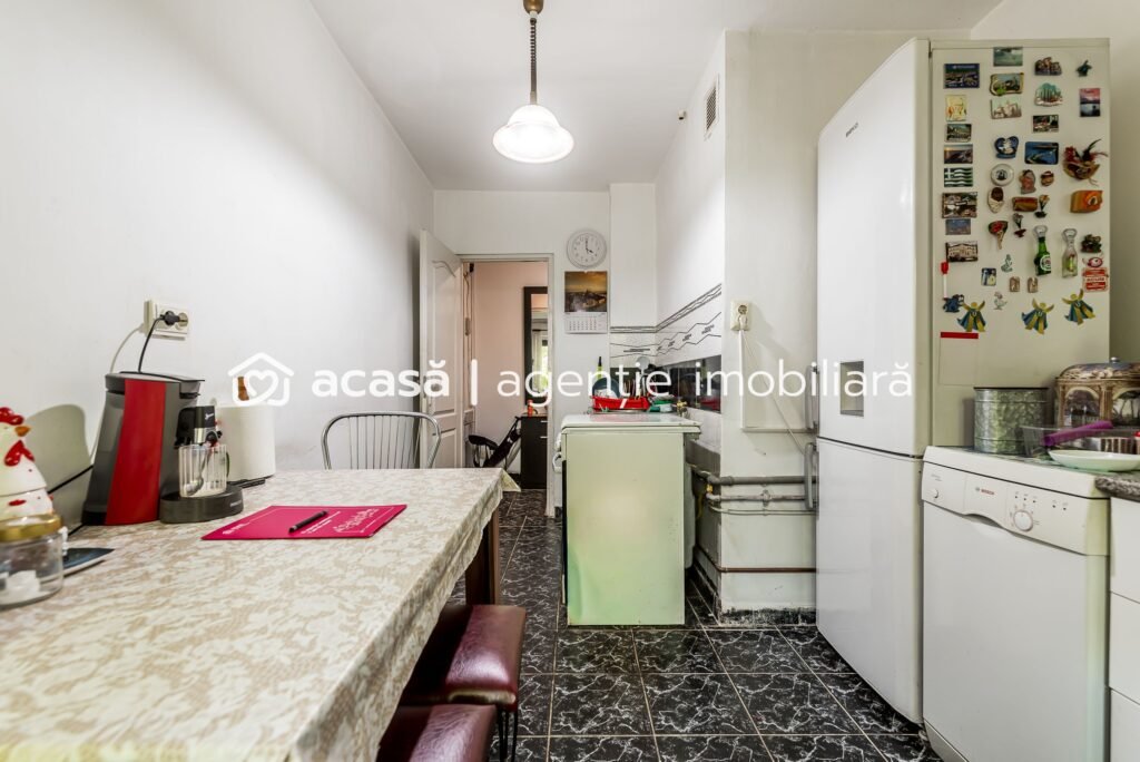 De vânzare Apartament 2 Camere | Etaj 2 | Centrală proprie | Aleea Ulise în zona Aurel Vlaicu 2 camere 1 dormitor Arad 1