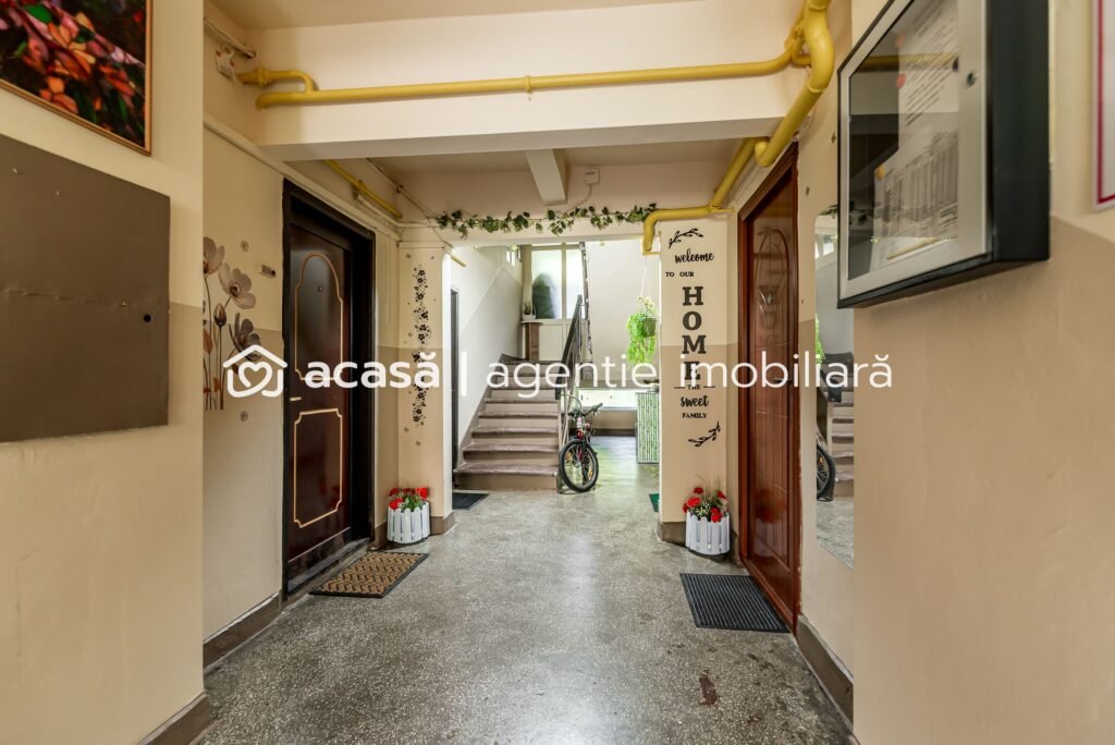 De vânzare Apartament 2 Camere | Etaj 2 | Centrală proprie | Aleea Ulise în zona Aurel Vlaicu 2 camere 1 dormitor Arad 1