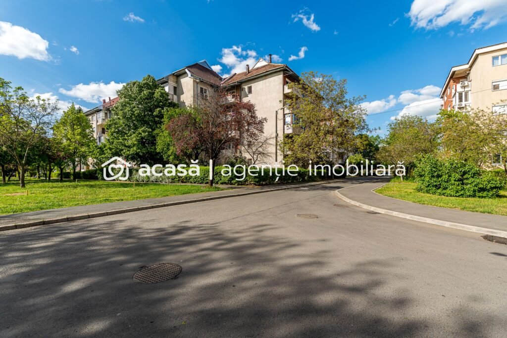 Fără comision! Apartament 3 camere Micalaca 300. Vedere superbă spre Mureș în zona Micalaca 3 camere 2 dormitoare Arad 1