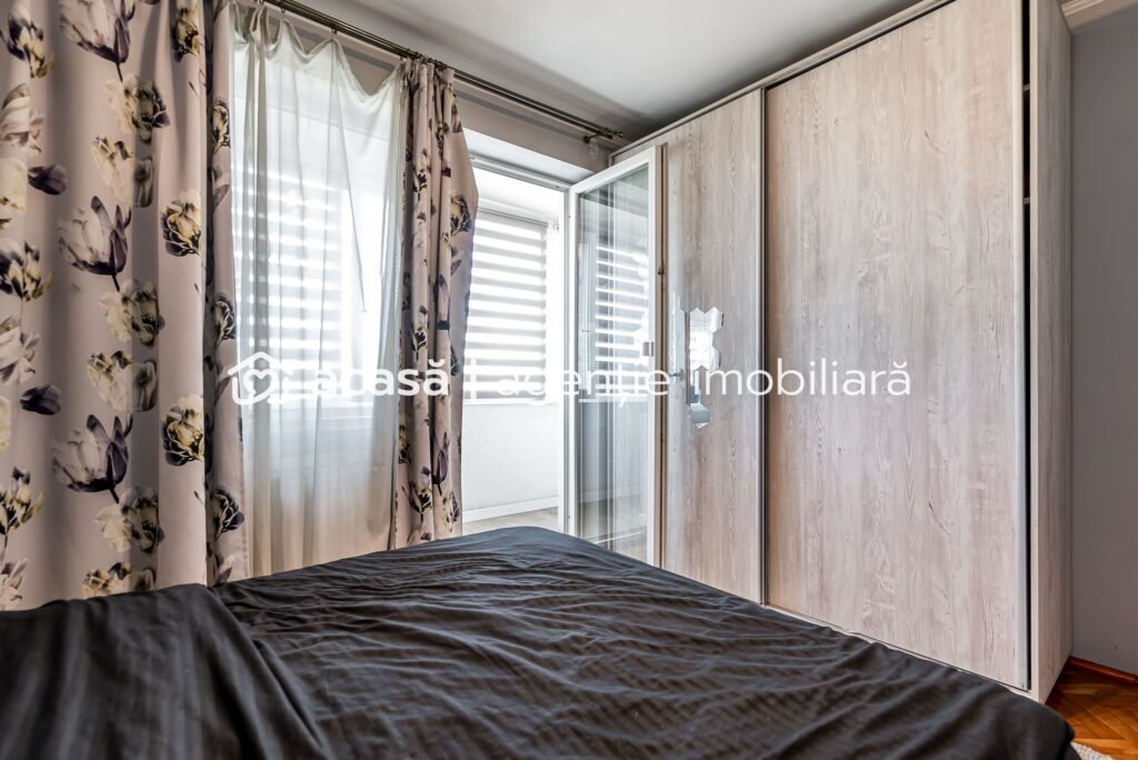 De vânzare Apartament mobilat pe strada Corneliu Coposu, 0% COMISION în zona Central 2 camere 1 dormitor Arad 1