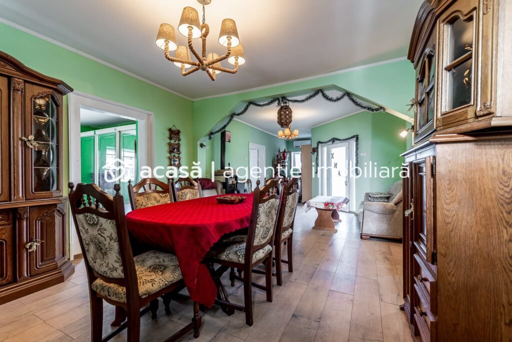 Casă finisată + casă în construcție, la același preț! De vânzare Casă finisată + casă în construcție, la același preț! în zona Arad 3 camere 2 dormitoare Arad 1