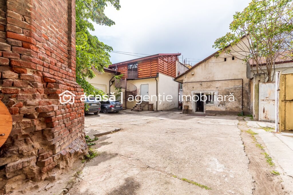 De închiriat De închiriat spațiu ultracentral, ideal pentru multiple activități în zona Ultracentral 2 camere Arad 1