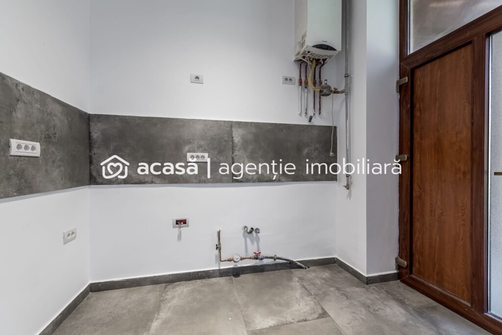 De vânzare Locuință în centru | renovat | gata de locuit | Parcul Reconcilierii în zona Ultracentral 1 camera 1 dormitor Arad 1