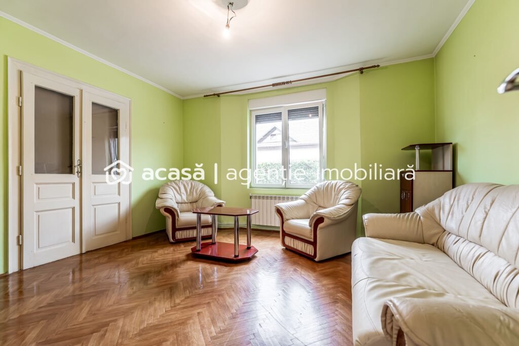 De vânzare Casa 5 camere - Cartierul Functionarilor - Teren 421 mp - COMISION 0 în zona Functionarilor 5 camere 3 dormitoare Arad 1