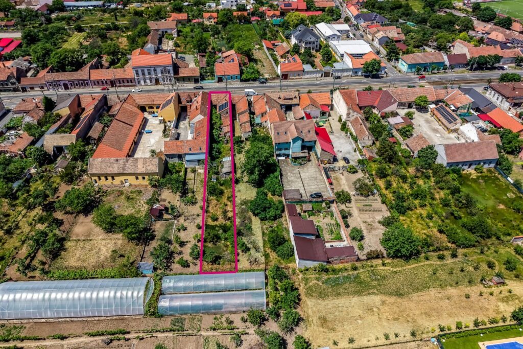 De vânzare Casă solidă din cărămidă cu potențial EXCEPȚIONAL pe Calea Timișorii în zona Aradul Nou 3 camere 2 dormitoare Arad 1