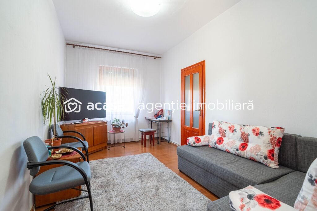 De vânzare Casă spațioasă cu teren generos în Felnac – la 18 km de Arad în zona Arad 5 camere 3 dormitoare Arad 1