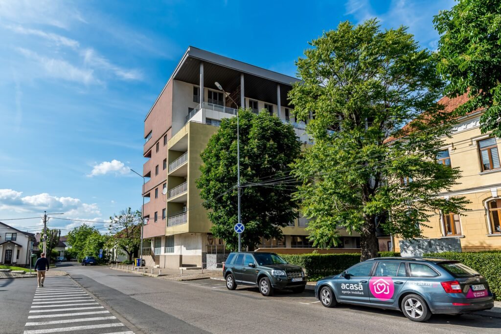 De vânzare REZERVAT! Apartament 2 camere decomandat | BERMO | Banu Mărăcine în zona Banu Mărăcine 2 camere 1 dormitor Arad 1