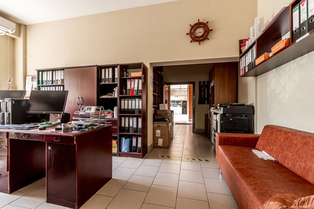 Spațiu comercial 435 mp în Micălaca – Strada General Gheorghe Magheru De vânzare Spațiu comercial 435 mp în Micălaca – Strada General Gheorghe Magheru în zona Micalaca Arad 1