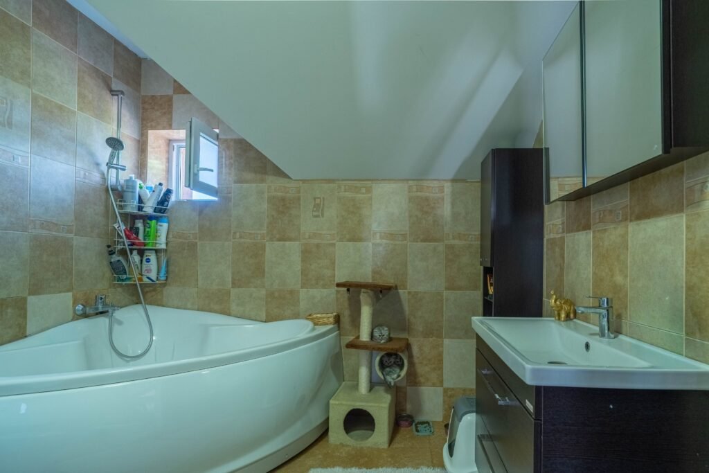 De vânzare Vilă premium în Gai – 5 camere, mobilată complet, teren 700 mp, în zona Gai 5 camere 4 dormitoare Arad 1