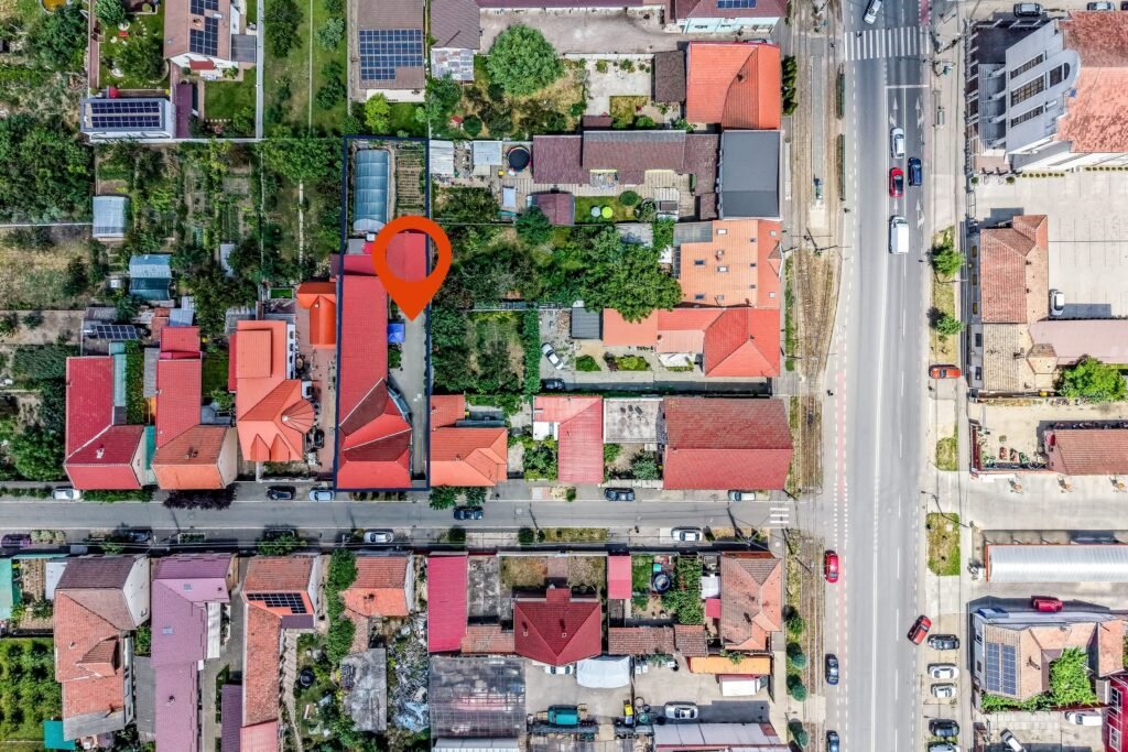 De vânzare Casa 4 camere - langa str. Petru Rares, Gradiste - COMISION 0 în zona Gradiste 4 camere 3 dormitoare Arad 1