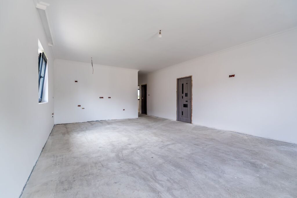 Casă nouă 4 camere, ideală pentru familie. Toate utilitățile De vânzare Casă nouă 4 camere, ideală pentru familie. Toate utilitățile în zona Arad 4 camere 3 dormitoare Arad 1