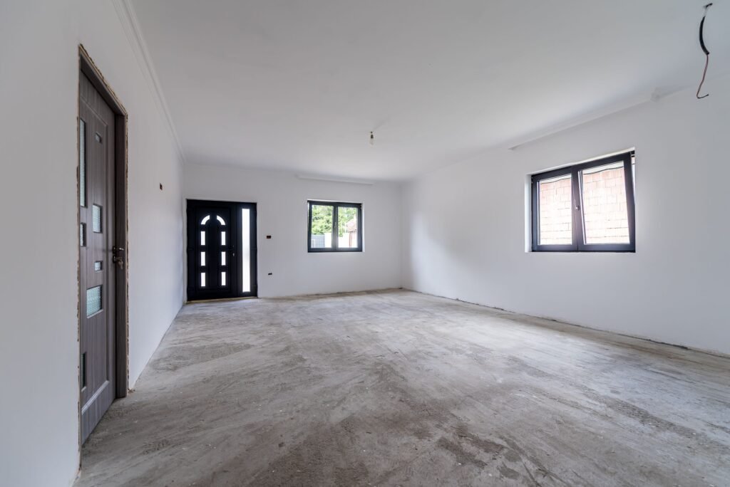 Casă nouă 4 camere, ideală pentru familie. Toate utilitățile De vânzare Casă nouă 4 camere, ideală pentru familie. Toate utilitățile în zona Arad 4 camere 3 dormitoare Arad 1