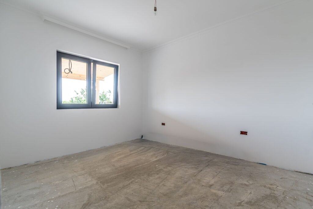 Casă nouă 4 camere, ideală pentru familie. Toate utilitățile De vânzare Casă nouă 4 camere, ideală pentru familie. Toate utilitățile în zona Arad 4 camere 3 dormitoare Arad 1
