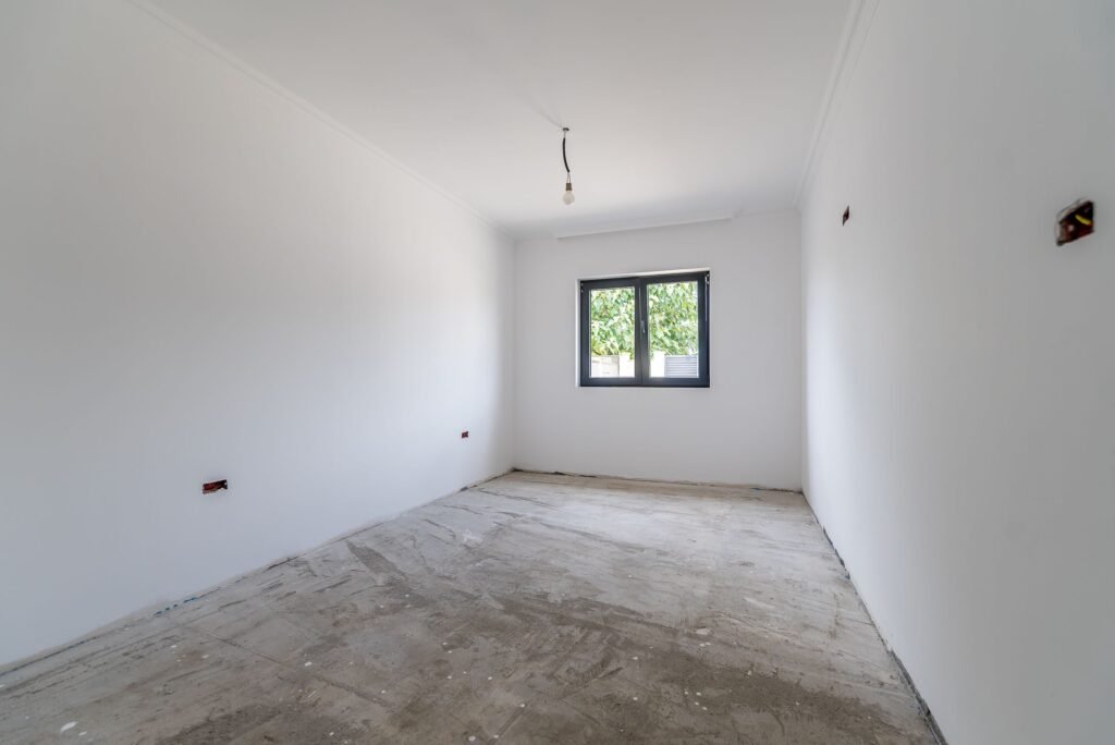 Casă nouă 4 camere, ideală pentru familie. Toate utilitățile De vânzare Casă nouă 4 camere, ideală pentru familie. Toate utilitățile în zona Arad 4 camere 3 dormitoare Arad 1