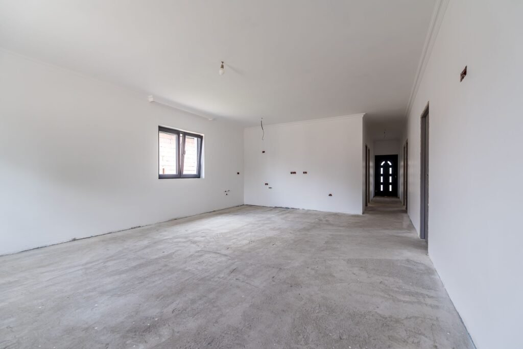 Casă nouă 4 camere, ideală pentru familie. Toate utilitățile De vânzare Casă nouă 4 camere, ideală pentru familie. Toate utilitățile în zona Arad 4 camere 3 dormitoare Arad 1