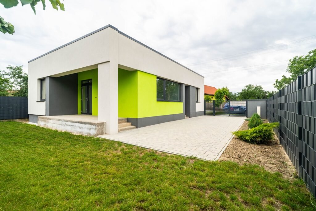 De vânzare Locuință modernă pe un singur nivel, Vladimirescu – Comision 0% în zona Arad 3 camere Arad 1