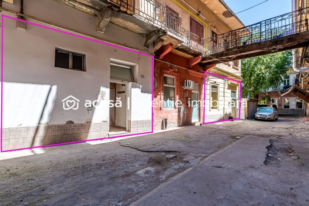 Spațiu birouri central cu 2 intrări pe Str. Unirii 1 Arad. De vânzare Spațiu birouri central cu 2 intrări pe Str. Unirii 1 Arad. în zona Ultracentral 2 camere Arad 1