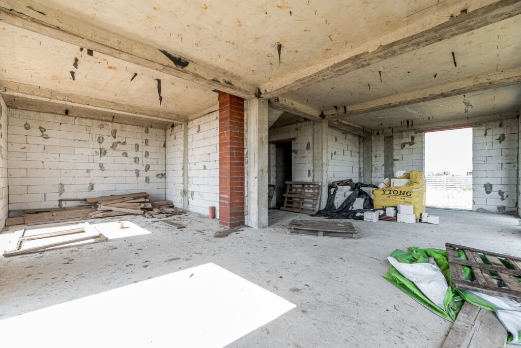Vilă cu 5 camere | teren 1000 mp | cartier San Paolo (lângă Westfield) De vânzare Vilă cu 5 camere | teren 1000 mp | cartier San Paolo (lângă Westfield) în zona Gai 5 camere 3 dormitoare Arad 1