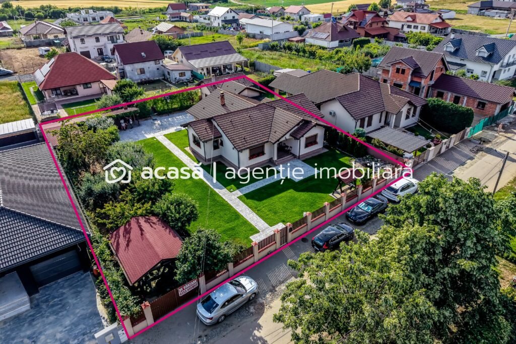 De vânzare Vilă superbă la sol de vânzare in Zadareni Comision 0 în zona Arad 5 camere 3 dormitoare Arad 1