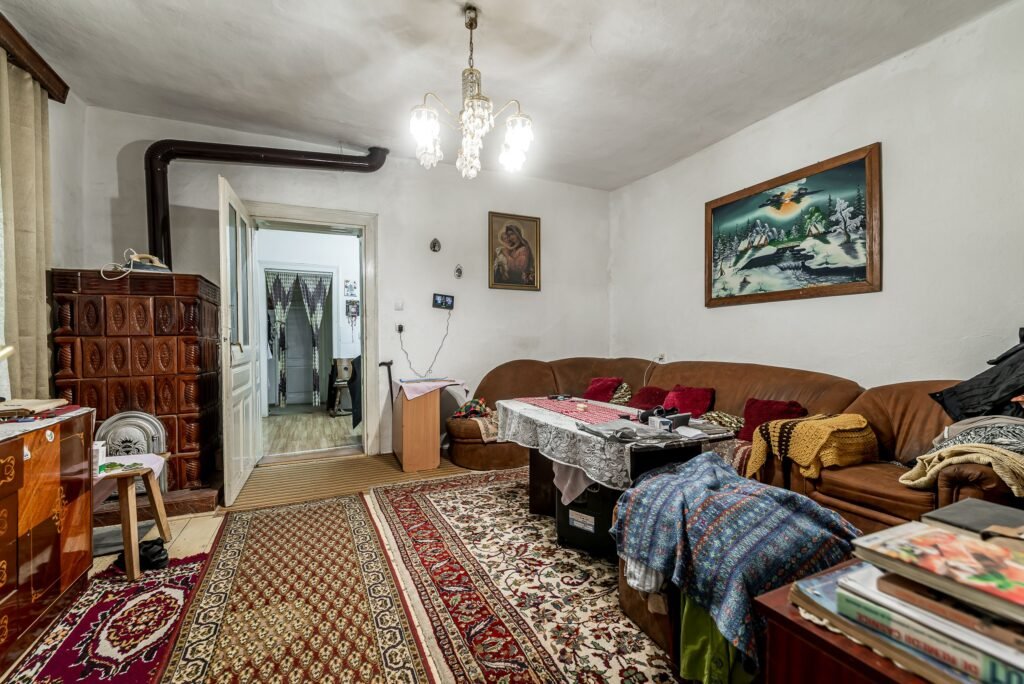 🏡 Casă nemțească autentică în Frumușeni – Fântânele, la 20 km de Arad De vânzare 🏡 Casă nemțească autentică în Frumușeni – Fântânele, la 20 km de Arad în zona Arad 3 camere 2 dormitoare Arad 1