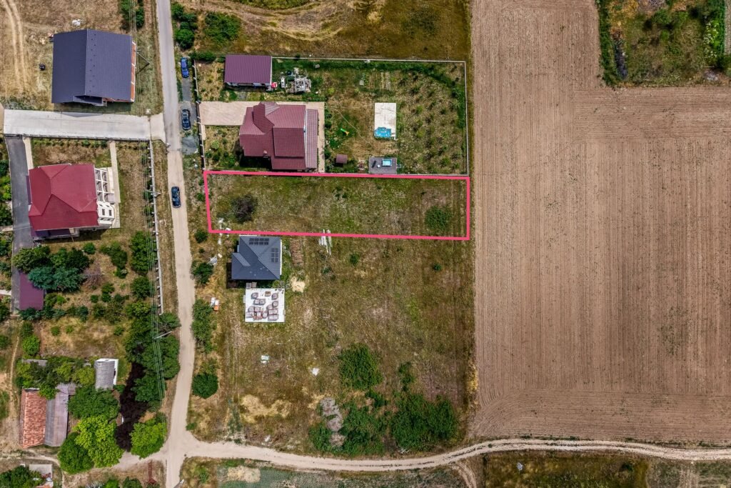 🏡 Cauți locul perfect pentru viitoarea ta casă? De vânzare 🏡 Cauți locul perfect pentru viitoarea ta casă? în zona Nord Arad 1